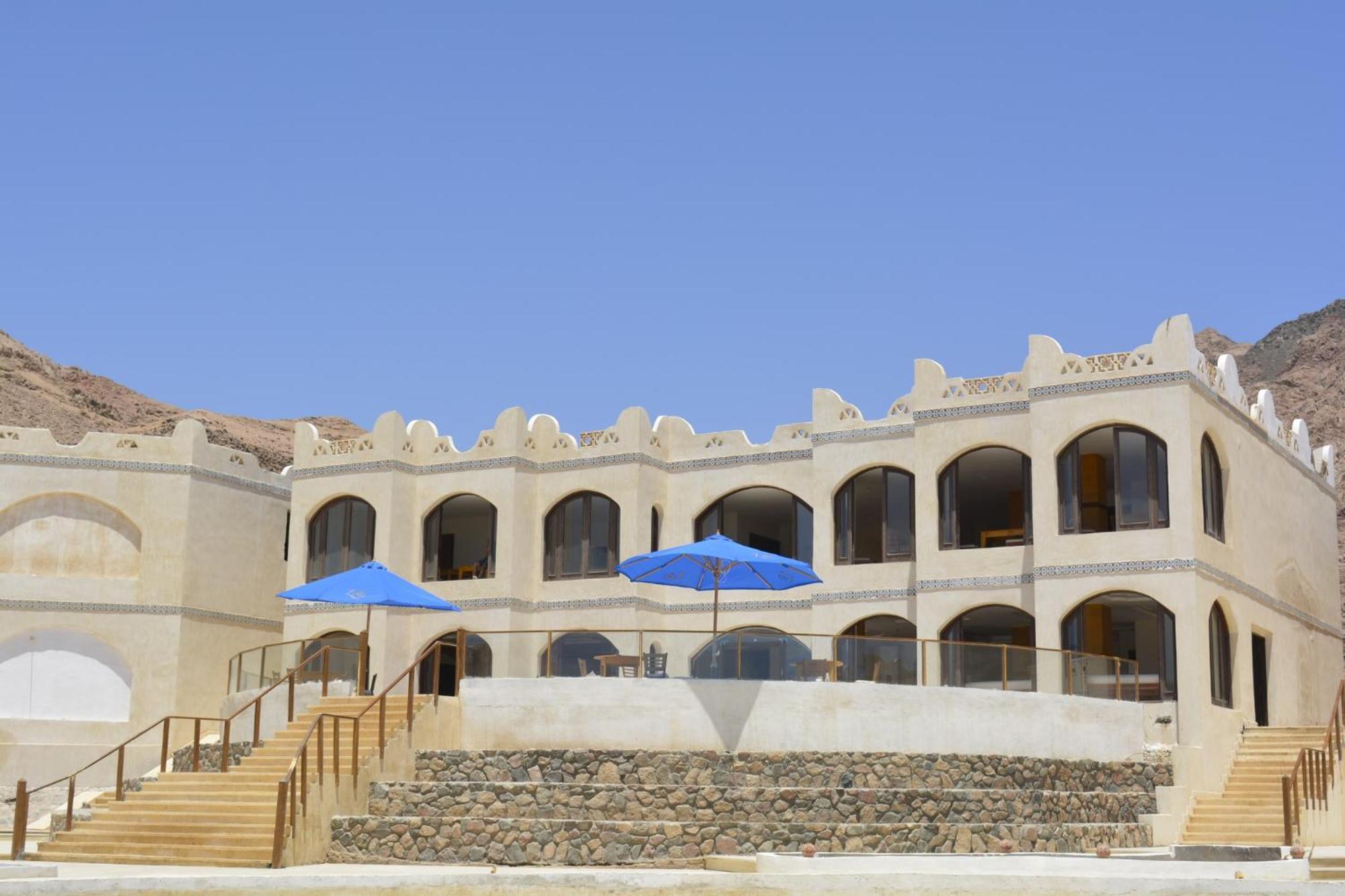 Zain Dive Inn دهب المظهر الخارجي الصورة